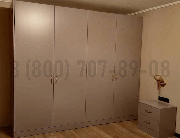 Бежевый шкаф в Томилино